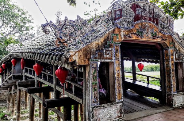 Thanh Toan Bridge